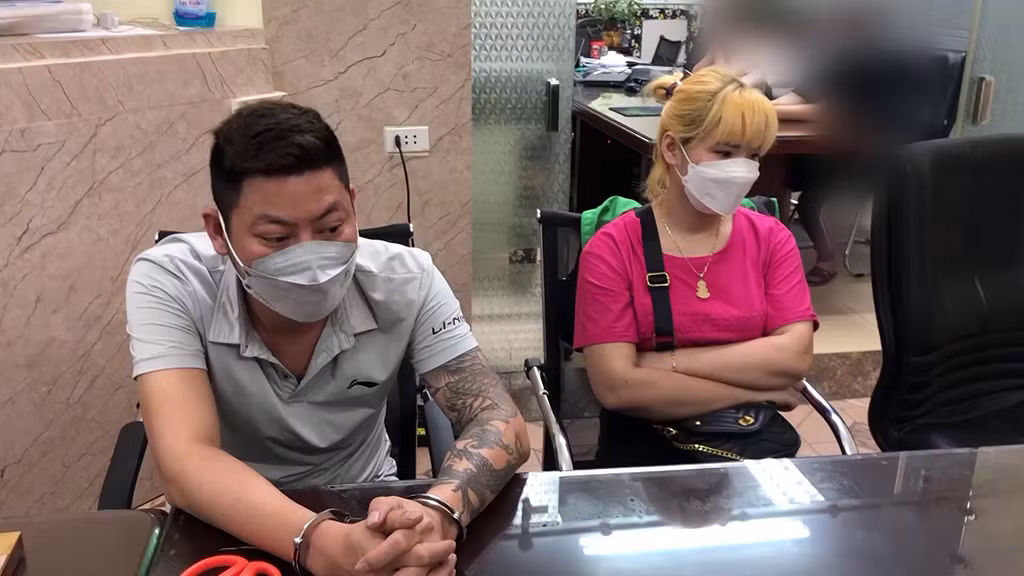 Xâm nhập dịch vụ đẻ thuê -0