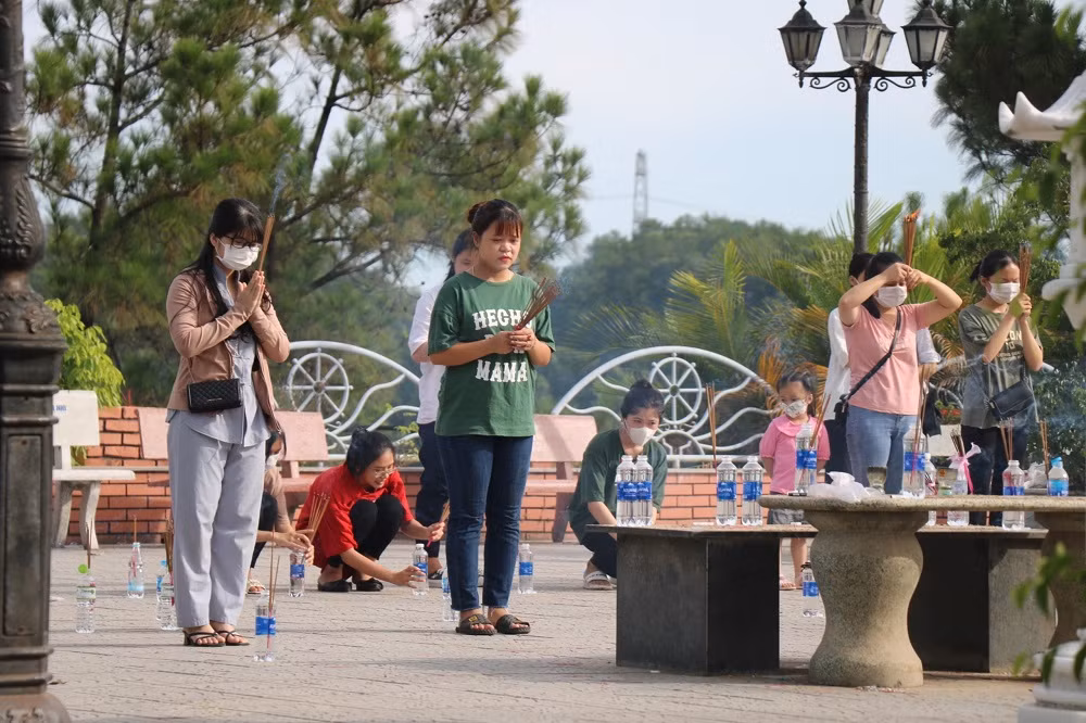Hầu hết thí sinh học ở trường nào thì dự thi tại trường đó -0