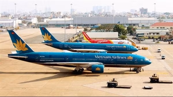Đề xuất điều chỉnh tăng giá vé máy bay lên mức trần