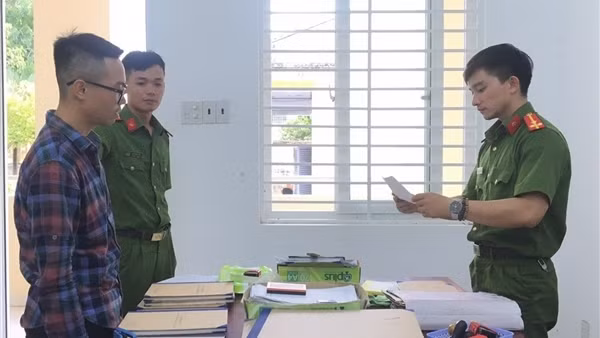Bắt tạm giam 8 đối tượng đuổi chém nhau giữa phố Đà Lạt ảnh 3