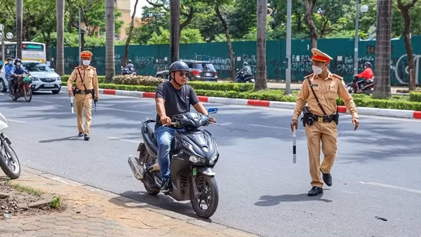10 ngày cao điểm, CSGT xử phạt mạnh "ma men" và xe quá khổ, quá tải