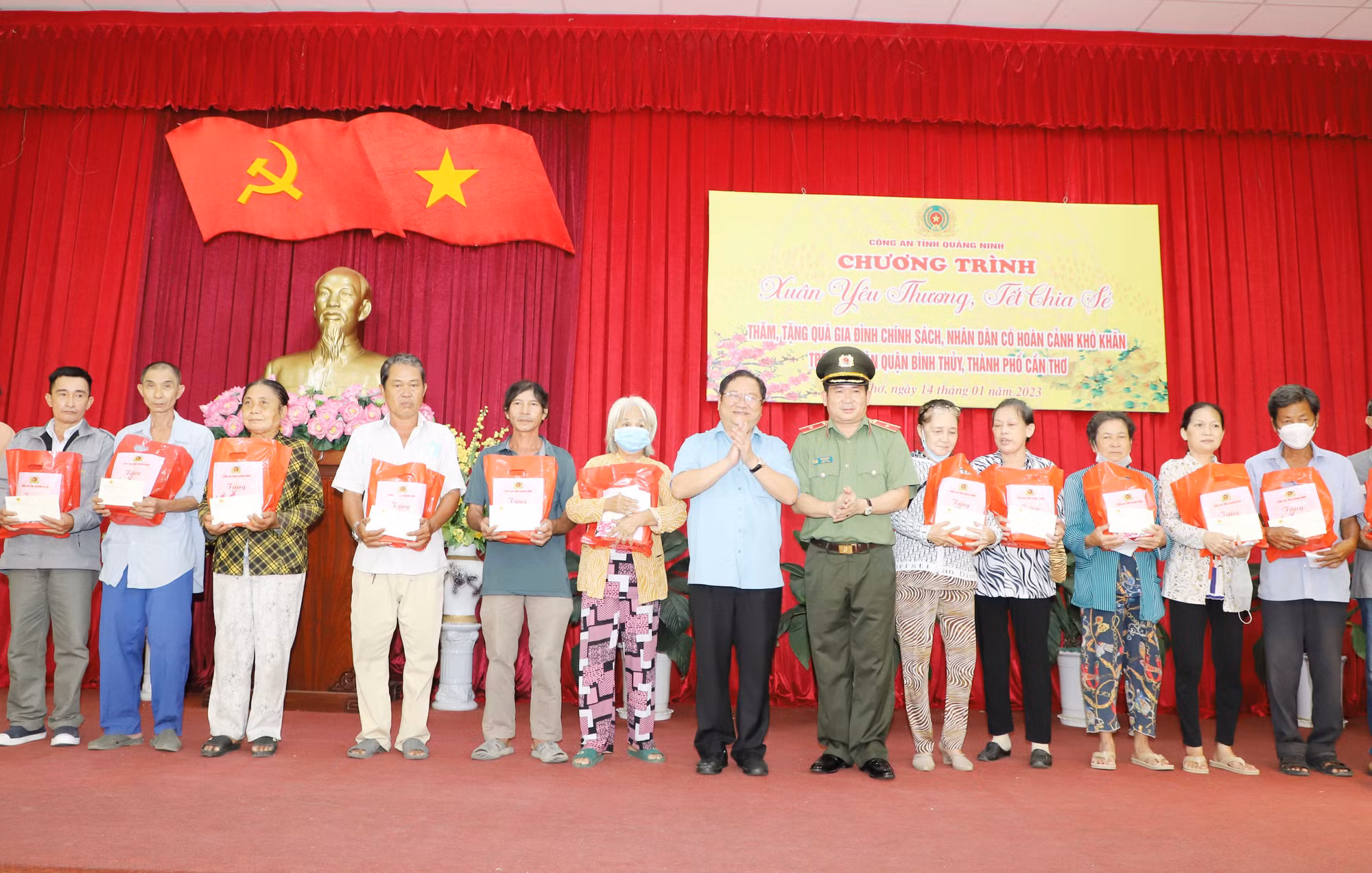 Công an tỉnh Quảng Ninh tố chức chương trình “Xuân yêu thương – Tết chia sẻ” -0