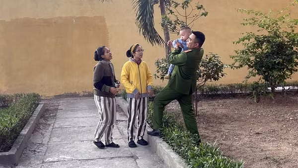 Chuyện phạm nhân nước ngoài ăn Tết Việt