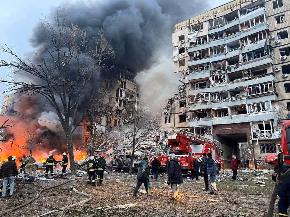 Nga nã tên lửa dồn dập đa vị trí, nguồn điện Ukraine lâm nguy -0