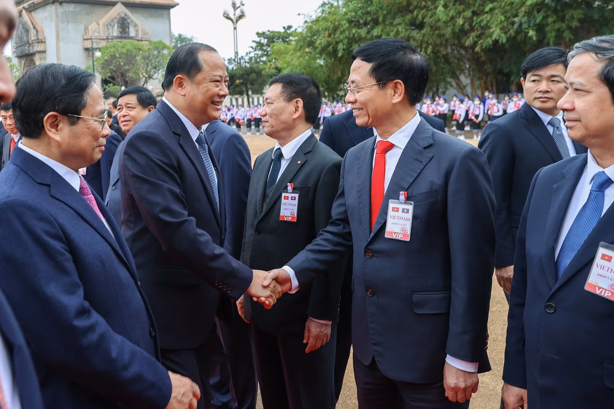 Ưu tiên cao nhất vun đắp quan hệ hữu nghị vĩ đại, đoàn kết đặc biệt Việt Nam – Lào -2