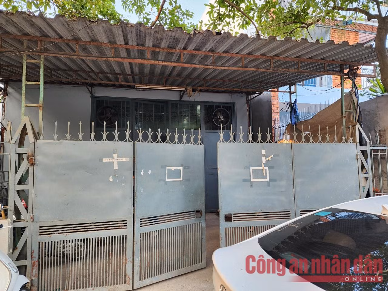 Đường dây sản xuất hơn 100 tấn sách giả trên địa bàn Thủ đô dùng những thủ đoạn gì? -0