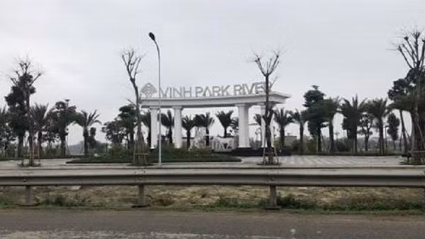 Giao cả đất thuộc tỉnh lộ cho doanh nghiệp làm dự án