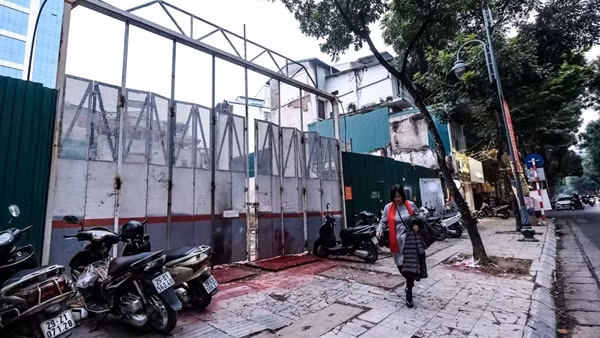 Cựu Phó Chánh Văn phòng Sở Tài nguyên và Môi trường chiếm đoạt 3 lô đất “vàng” giữa Thủ đô