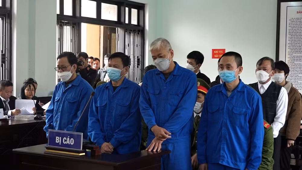 Tuyên án “bộ sậu” Cảng hàng không quốc tế Phú Bài -0