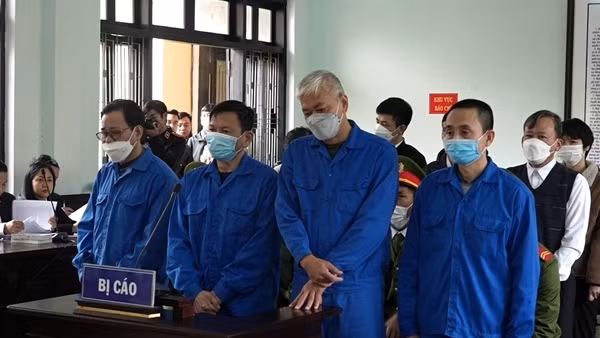 Tuyên án “bộ sậu” Cảng hàng không quốc tế Phú Bài