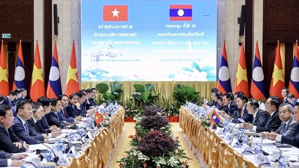 Thúc đẩy hợp tác toàn diện, sâu sắc, hiệu quả giữa Việt Nam và Lào