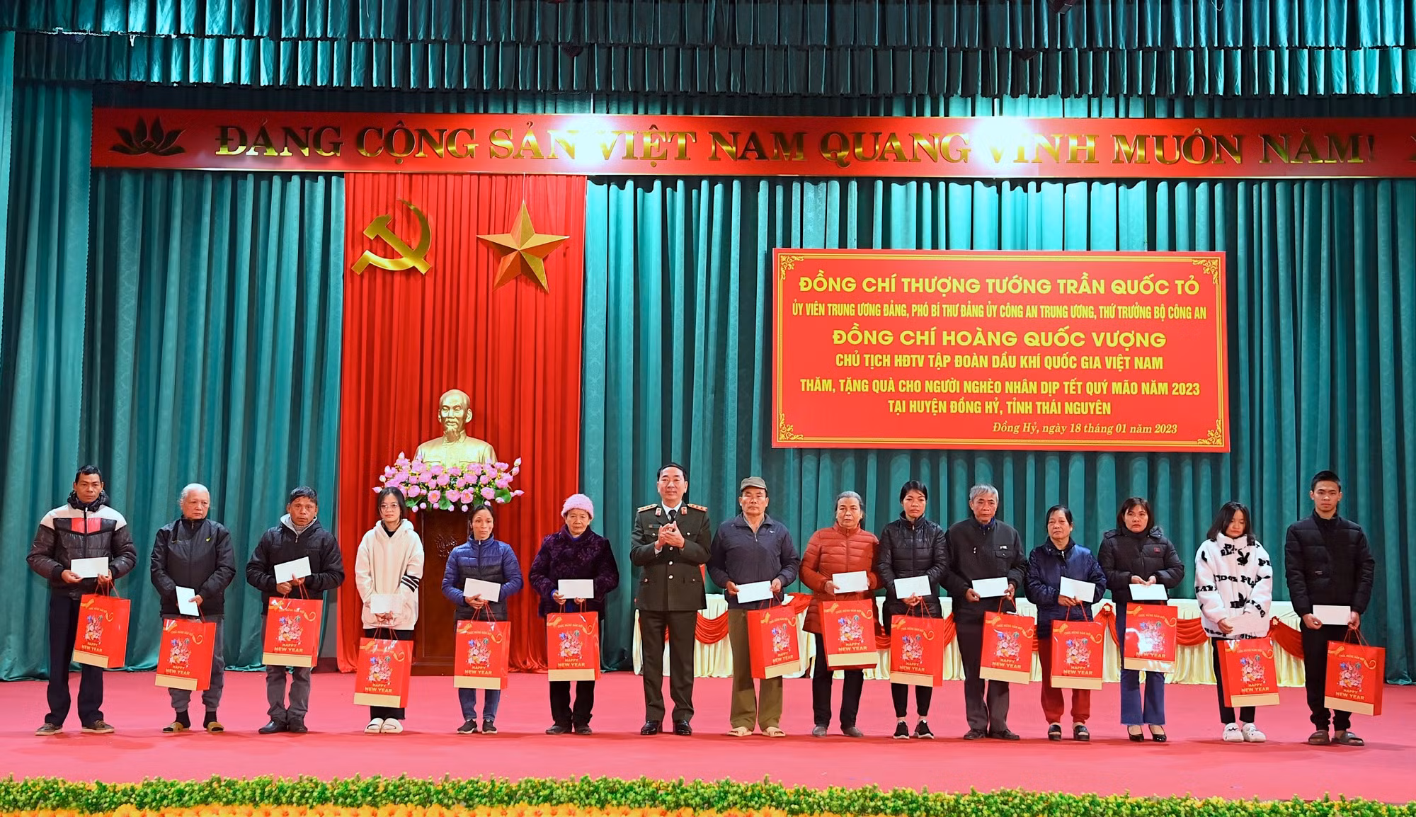 Bảo đảm người dân được đón Tết an lành, bình yên, 