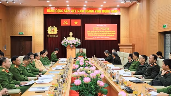 Công tác phòng cháy chữa cháy và cứu nạn cứu hộ phải quán triệt quan điểm lấy người dân là trung tâm