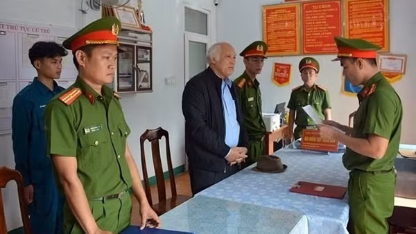 Vi phạm quy định về đầu tư công trình xây dựng, giám đốc nhà thầu phụ bị bắt