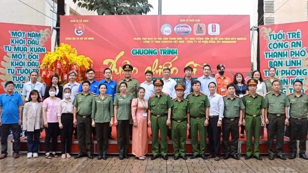 “Ngày hội Xuân chiến sĩ” dành cho thân nhân và công dân thực hiện nghĩa vụ CAND