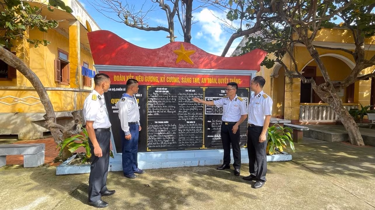 Bài cuối: Hai lần vượt bão vào đảo Trường Sa Đông -0