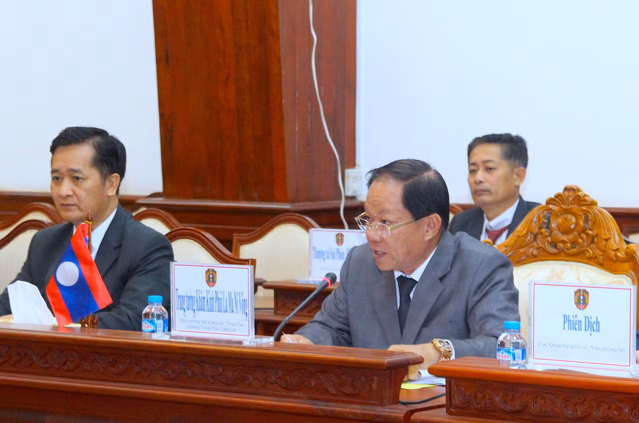 Phối hợp giữ vững ổn định chính trị, trật tự an toàn xã hội hai nước Việt Nam - Lào -0