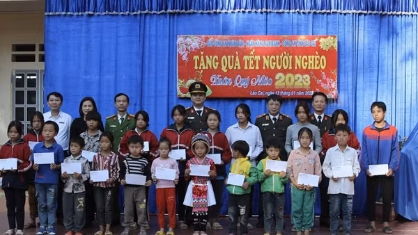 Những chuyến xe nghĩa tình ngày cận Tết