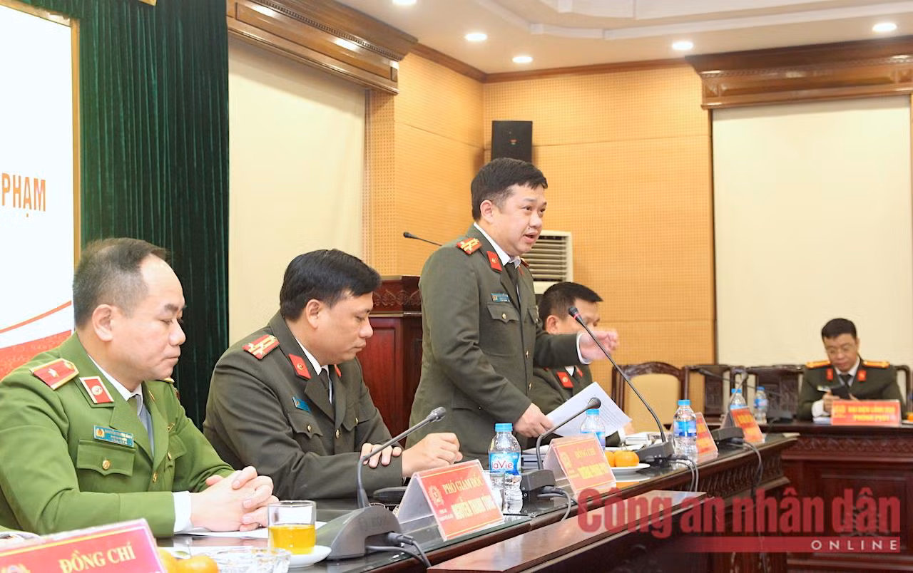 Đường dây sản xuất hơn 100 tấn sách giả trên địa bàn Thủ đô dùng những thủ đoạn gì? -0