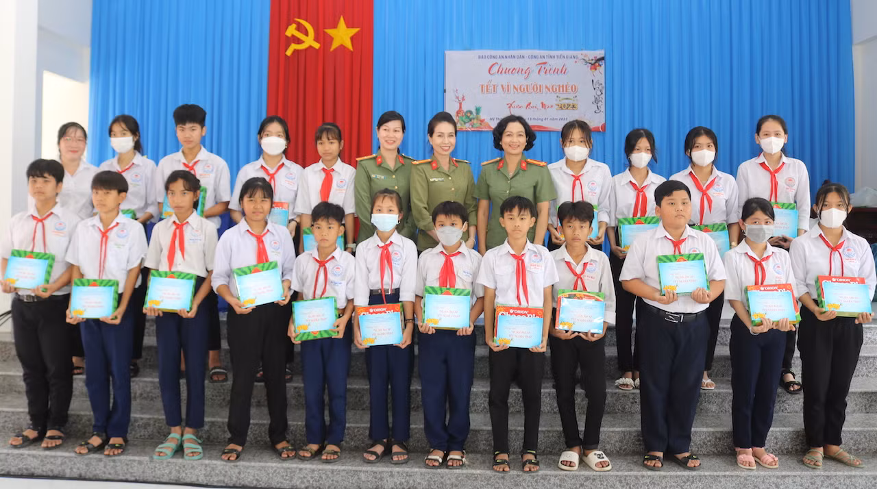 Nghĩa tình Tiền Giang -0