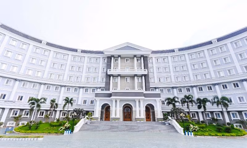 Thủ tướng yêu cầu kiểm tra, rà soát các trường có yếu tố nước ngoài trên toàn quốc -0