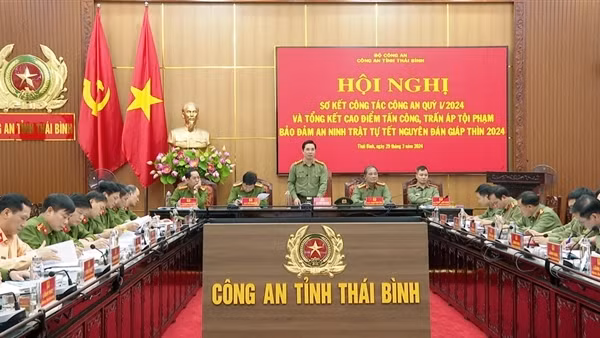 Công an tỉnh Thái Bình: Nhiều tập thể, cá nhân được khen thưởng