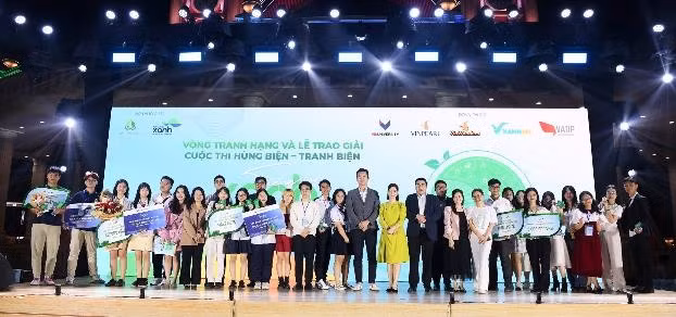 Hàng chục nghìn người “cháy” hết mình tại sự kiện vì môi trường “Ngày hội Xanh” -1