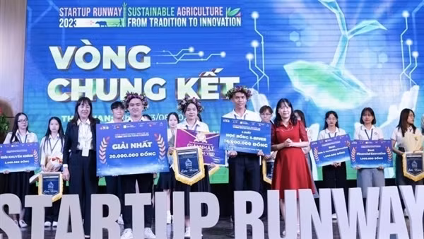 Sinh viên Đại học Đà Nẵng khởi nghiệp nông nghiệp “xanh”