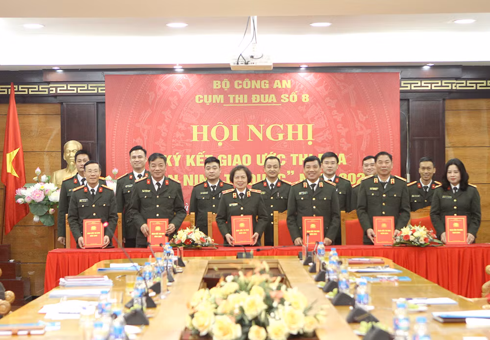 Cụm thi đua số 8 thực hiện hiệu quả phong trào thi đua “Vì an ninh Tổ quốc” -0