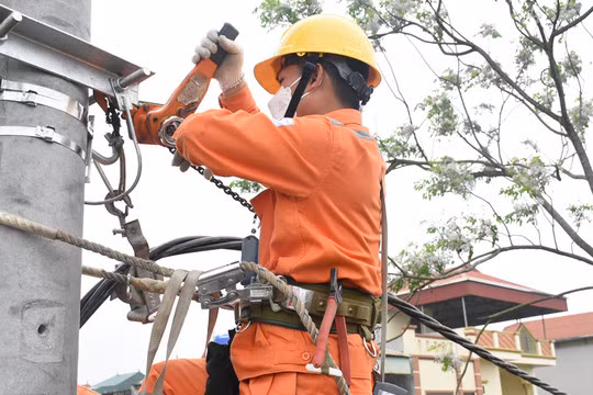 Bộ Công Thương lý giải đề xuất rút thời gian điều chỉnh giá điện xuống còn 3 tháng -0
