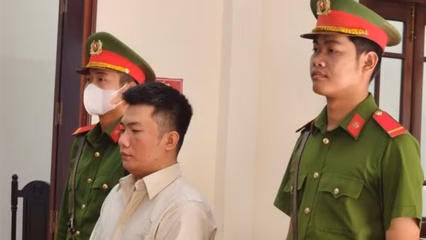 Lãnh 8 năm tù vì thường xuyên đăng bài chống phá chính quyền