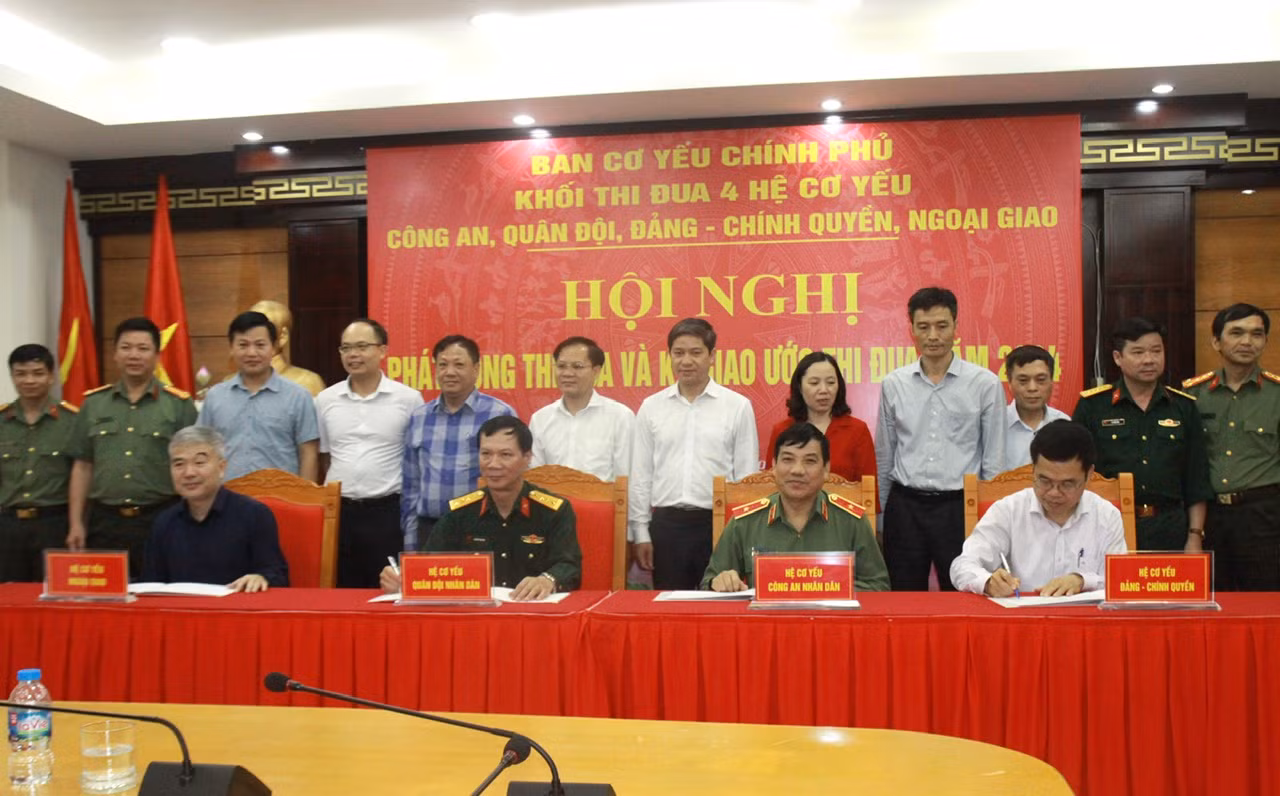 100% cơ quan, đơn vị trong Khối thi đua 4 Hệ cơ yếu phấn đấu hoàn thành vượt mức các chỉ tiêu công tác -0