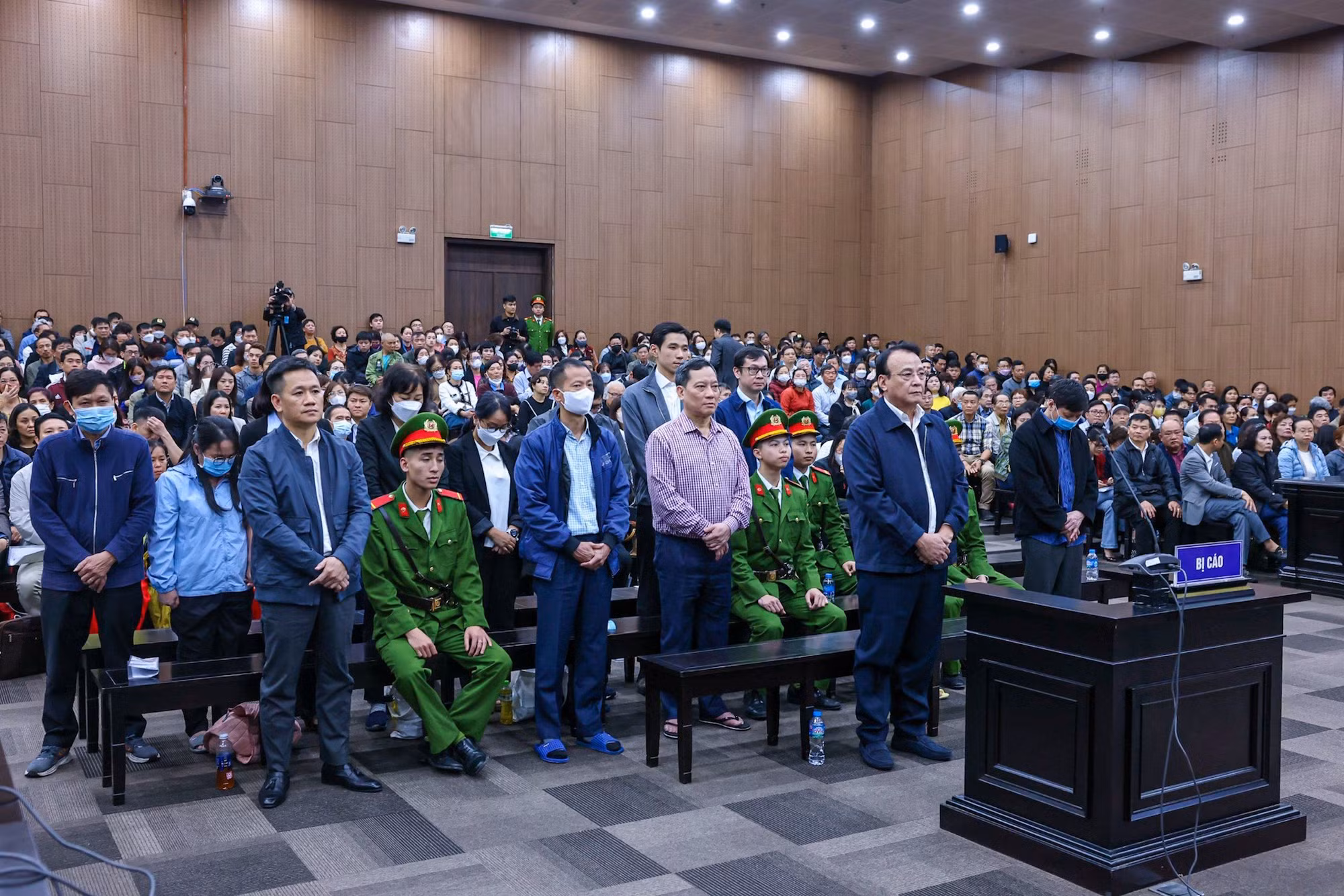 Nói lời sau cùng, Chủ tịch Tập đoàn Tân Hoàng Minh nghẹn ngào xin giảm án cho đồng phạm -0