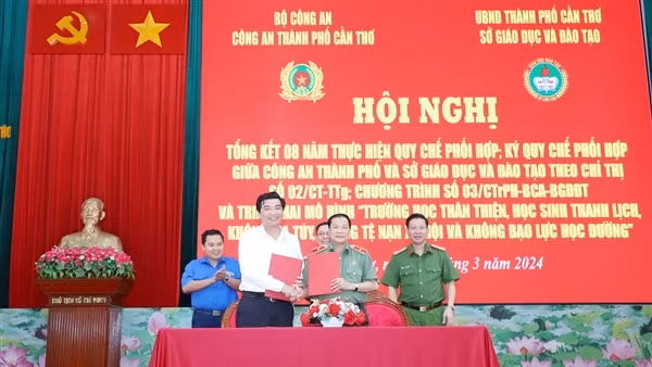 Triển khai mô hình "Trường học thân thiện, không tệ nạn và không bạo lực học đường"