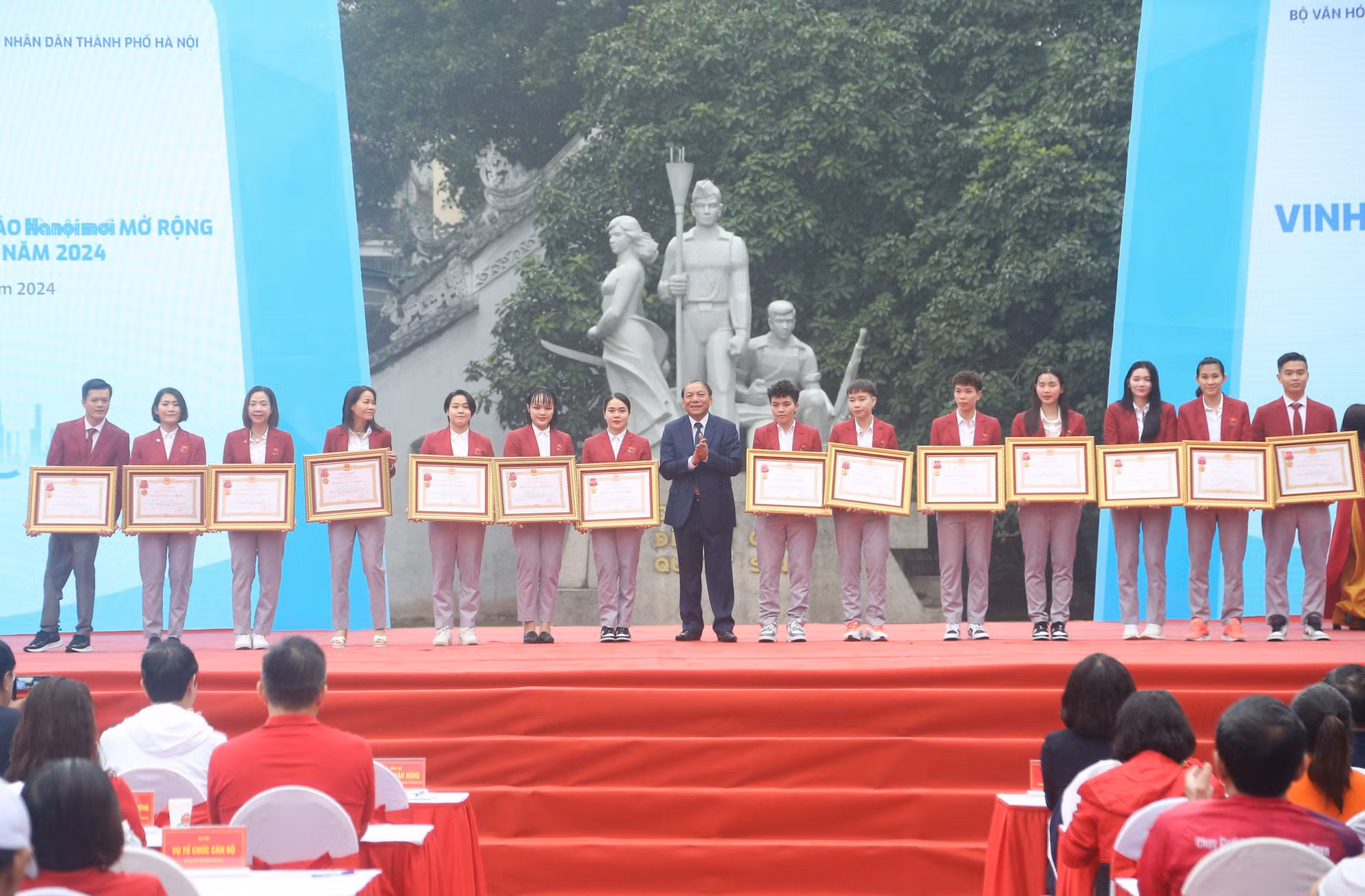 Phát động Giải chạy Báo Hà Nội mới mở rộng năm 2024 -0