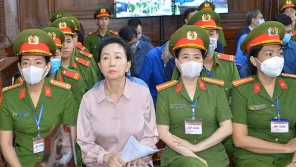 Làm rõ hành vi “giải quỹ” và đảo nợ của bị cáo Trương Mỹ Lan cùng đồng phạm
