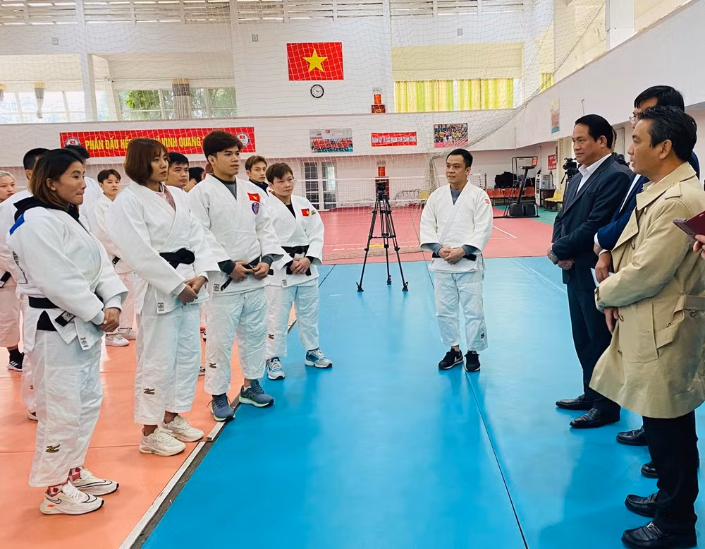 Chông chênh nhóm môn võ thuật với tấm vé dự Olympic 2024 -0