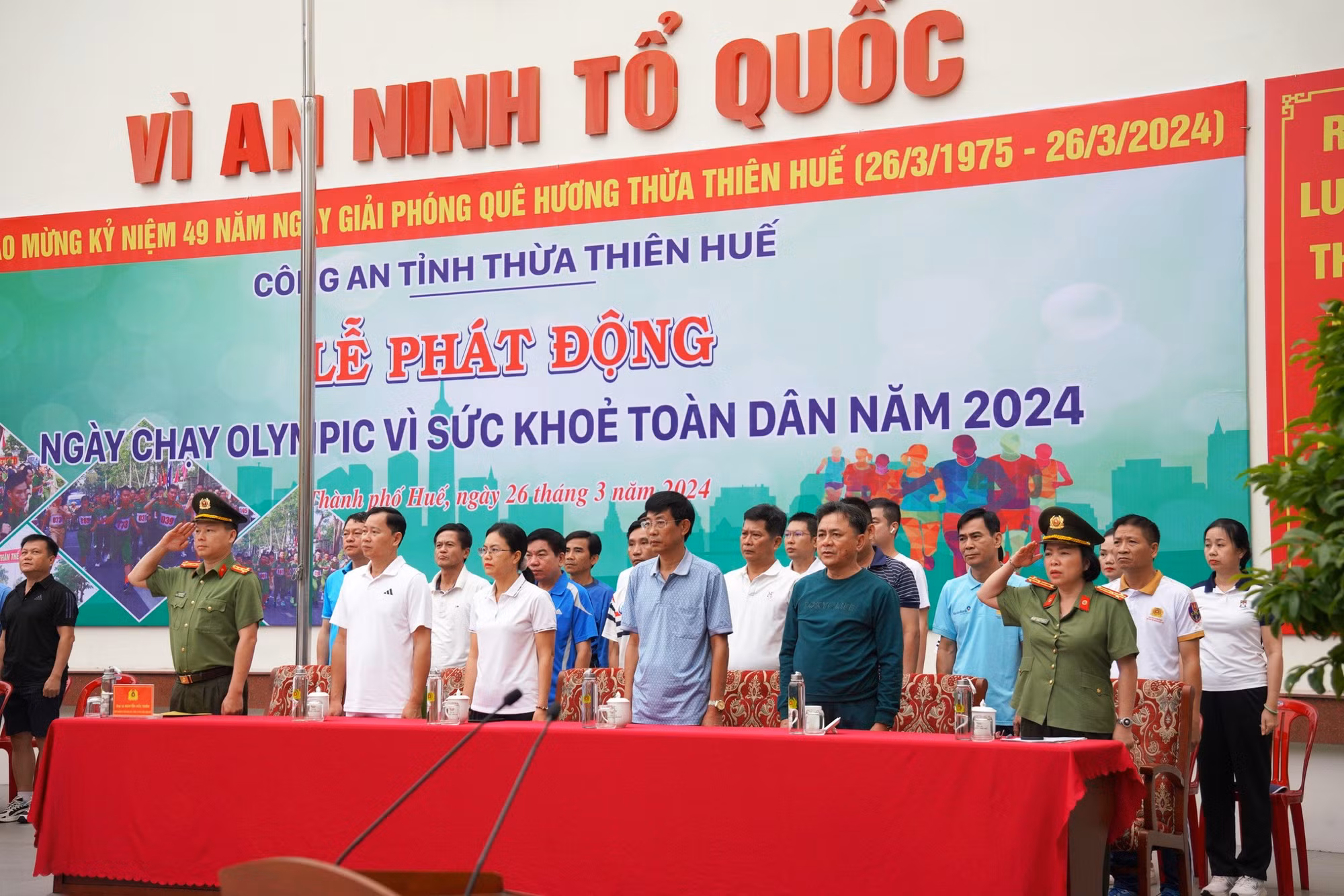 Công an Thừa Thiên Huế phát động Ngày chạy Olympic vì sức khỏe toàn dân -0