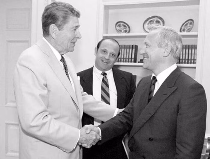 4. reagan ti-p gordievsky.jpeg -0