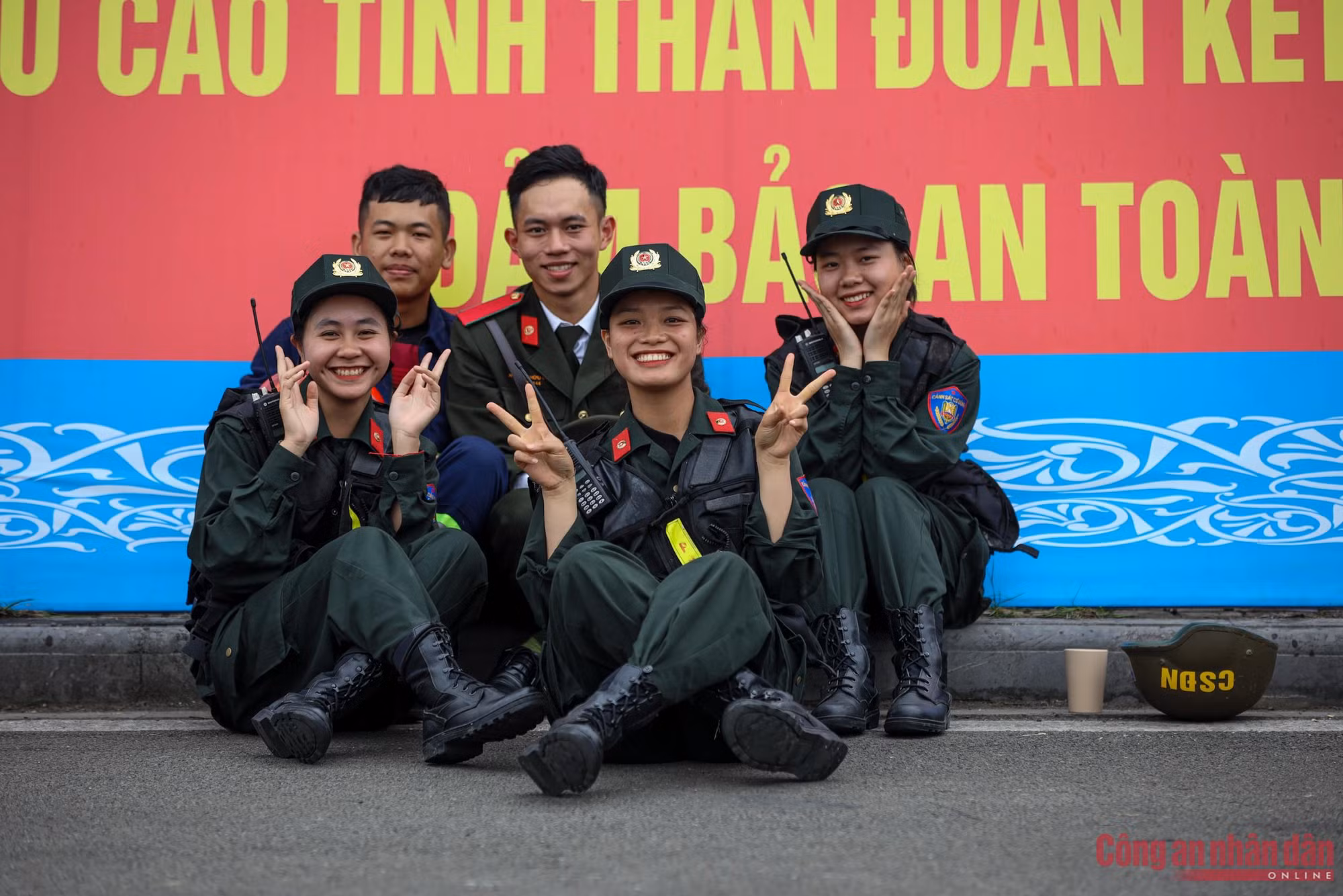 a8b.jpg -0