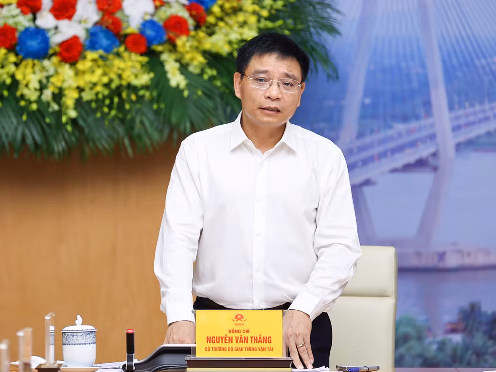 Thủ tướng: Nỗ lực thực hiện '6 hơn' trong triển khai các dự án trọng điểm GTVT -0