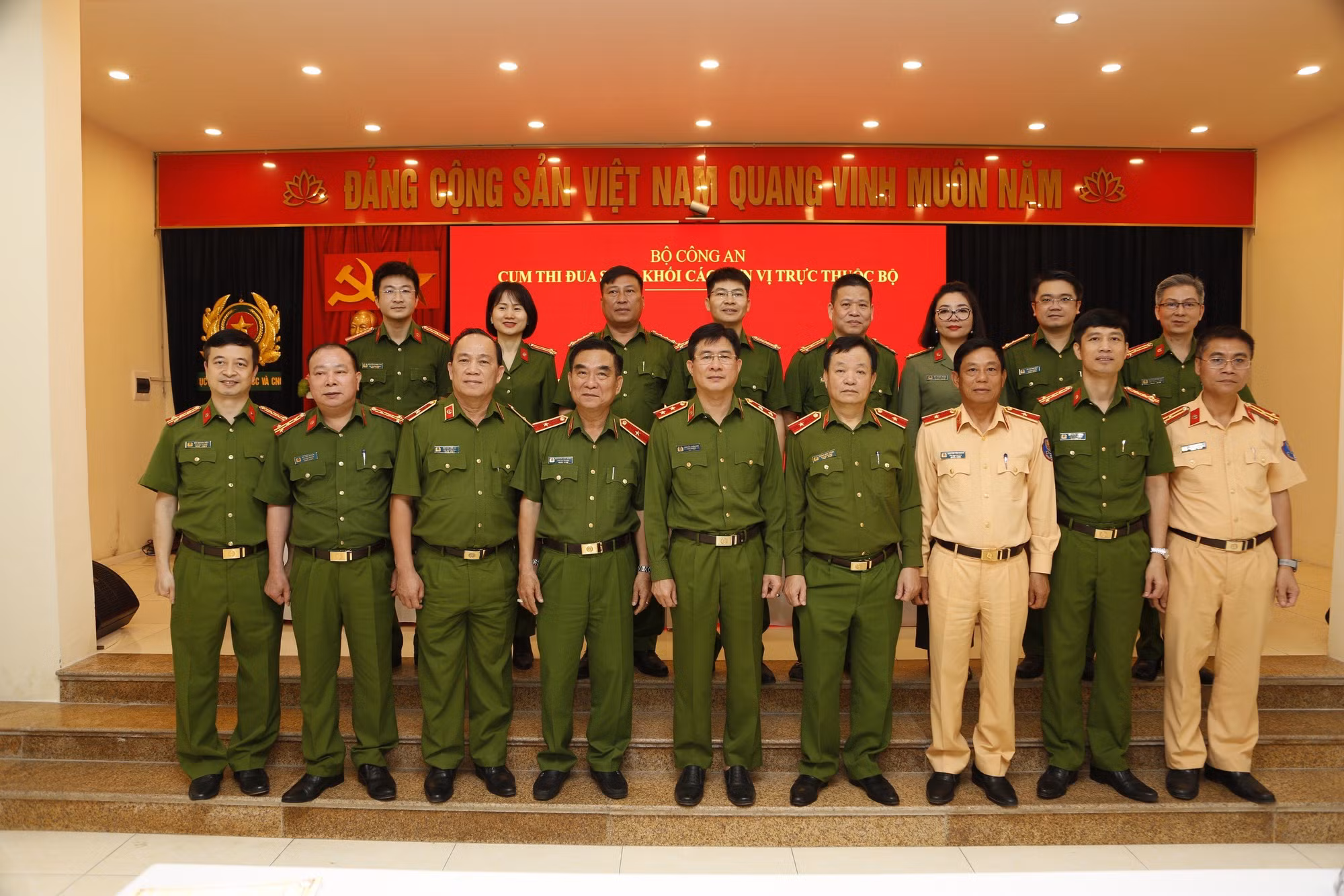 Cụm thi đua số 5 - Khối các đơn vị trực thuộc Bộ ký giao ước phong trào thi đua 