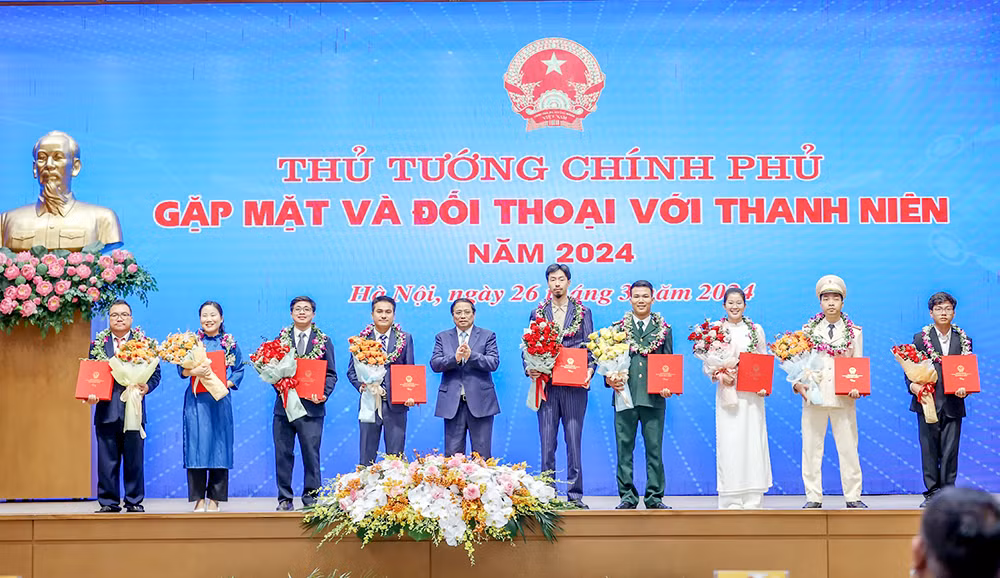 Thủ tướng: Thanh niên cần thực hiện '5 xung kích', '6 khát vọng' trong chuyển đổi số -0