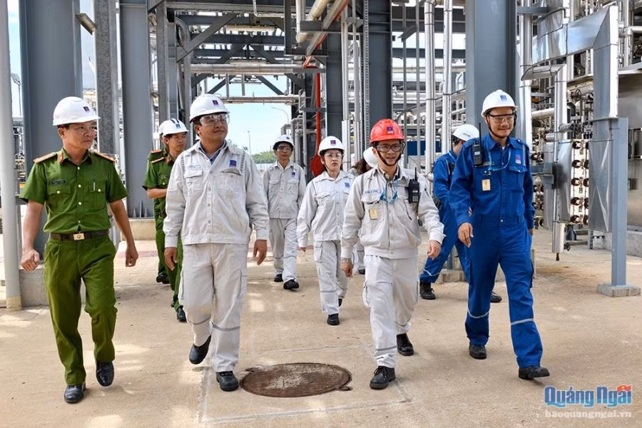 Đảm bảo an ninh, an toàn Nhà máy lọc dầu Dung Quất -0