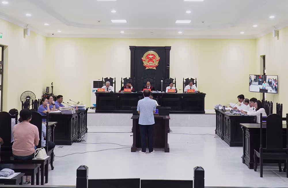 Hai cha con hầu tòa vì lập khống hồ sơ dự án Nhà máy xử lý rác thải TP Cà Mau để rút tiền -0