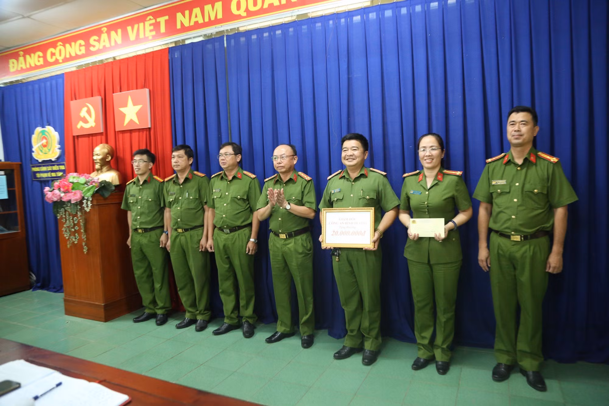 Xóa đường dây ma túy liên tỉnh, thu giữ 1 khẩu súng -0
