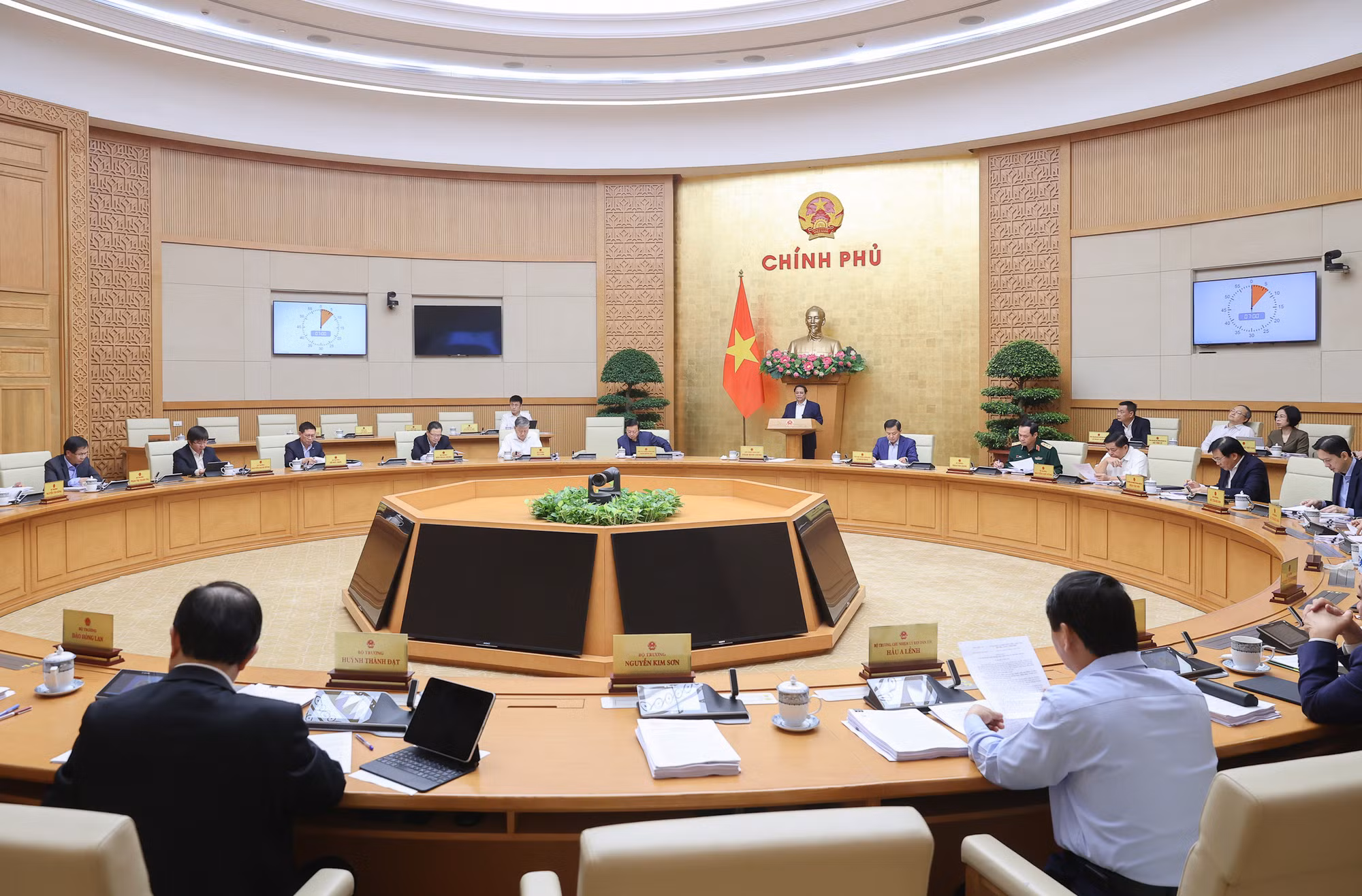 Thủ tướng Phạm Minh Chính: Xây dựng, hoàn thiện pháp luật để phát huy tối đa mọi nguồn lực phát triển đất nước -0