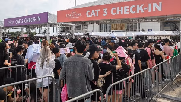 Blackpink, 67.000 khán giả và câu chuyện phát triển công nghiệp văn hóa Việt