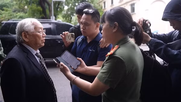 Người dân tiếc thương nguyên Chủ tịch nước Trần Đức Lương