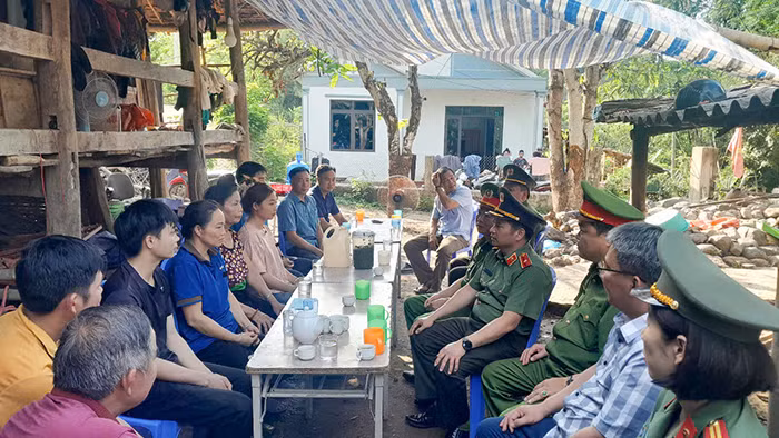 Thương tiếc một người đồng đội tận tụy với công việc -0